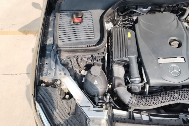 Used Mercedes-Benz GLC 2017 GLC 260 4MATIC Dynamic Edition Engine Bay Right