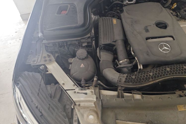 Used Mercedes-Benz GLC 2017 GLC 260 4MATIC Dynamic Edition Engine Bay Right