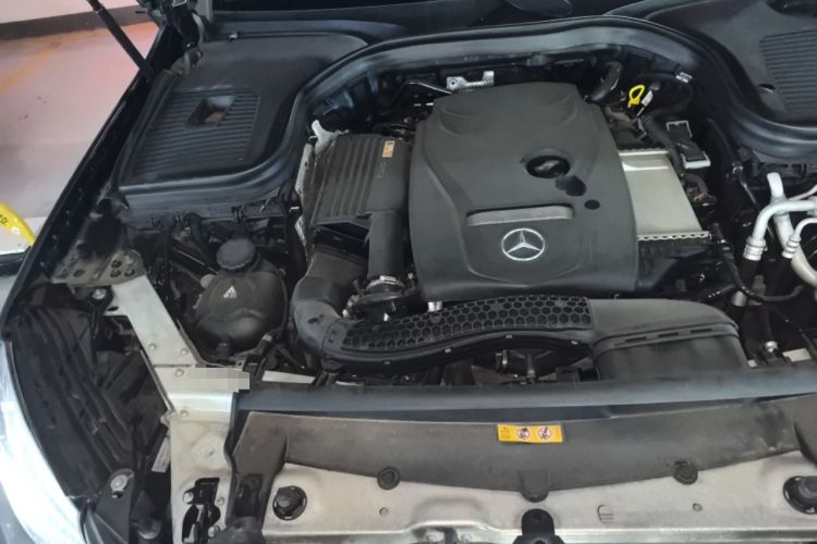 Used Mercedes-Benz GLC 2017 GLC 260 4MATIC Luxury Model Engine Bay Right