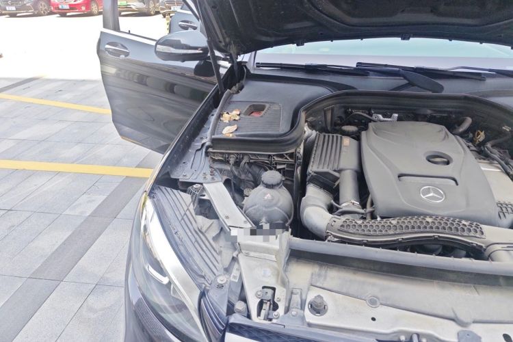 Used Mercedes-Benz GLC 2017 GLC 260 4MATIC Luxury Model Engine Bay Right