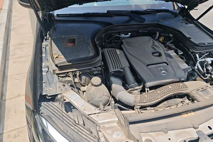Used Mercedes-Benz GLC 2017 GLC 200 4MATIC Engine Bay Right