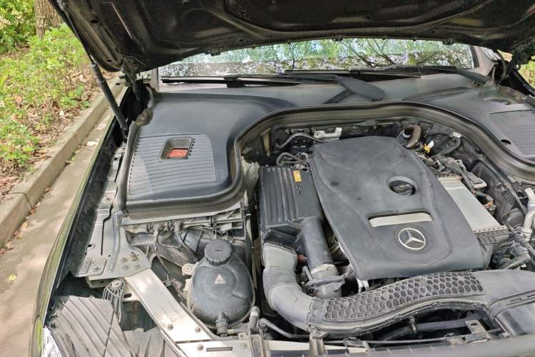 Used Mercedes-Benz GLC 2017 GLC 260 4MATIC Dynamic Edition Engine Bay Right