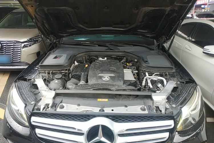 Used Mercedes-Benz GLC 2017 GLC 260 4MATIC Dynamic Edition Engine Bay