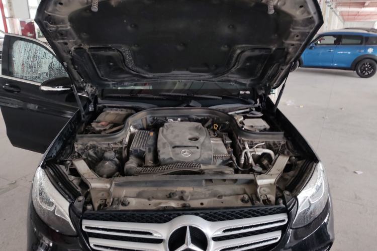 Used Mercedes-Benz GLC 2017 GLC 260 4MATIC Luxury Model Engine Bay