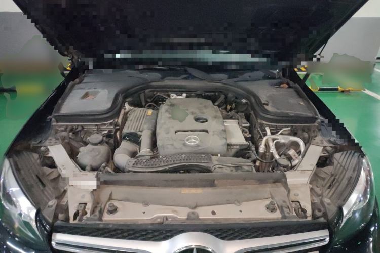 Used Mercedes-Benz GLC 2017 GLC 260 4MATIC Luxury Model Engine Bay