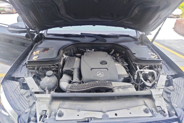 Used Mercedes-Benz GLC 2017 GLC 260 4MATIC Luxury Model Engine Bay
