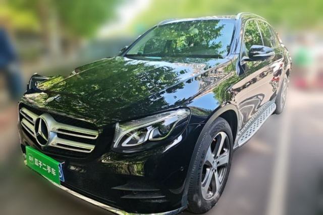 Used Mercedes-Benz GLC 2017 GLC 260 4MATIC Luxury Model