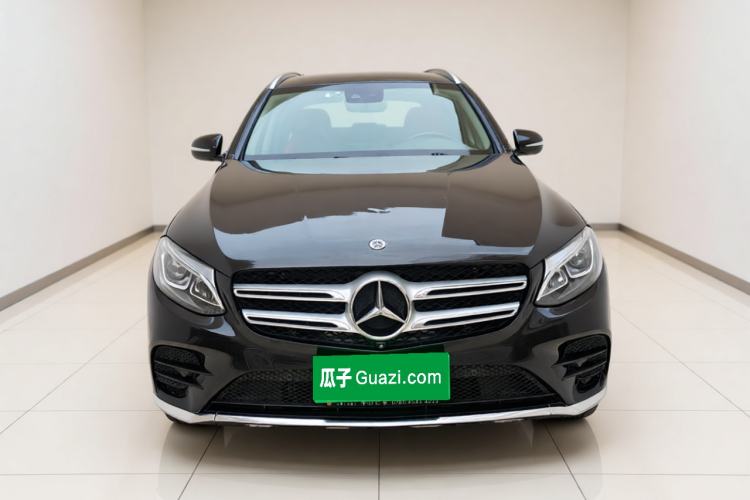 Used Mercedes-Benz GLC 2017 GLC 260 4MATIC Luxury Model Exterior 1