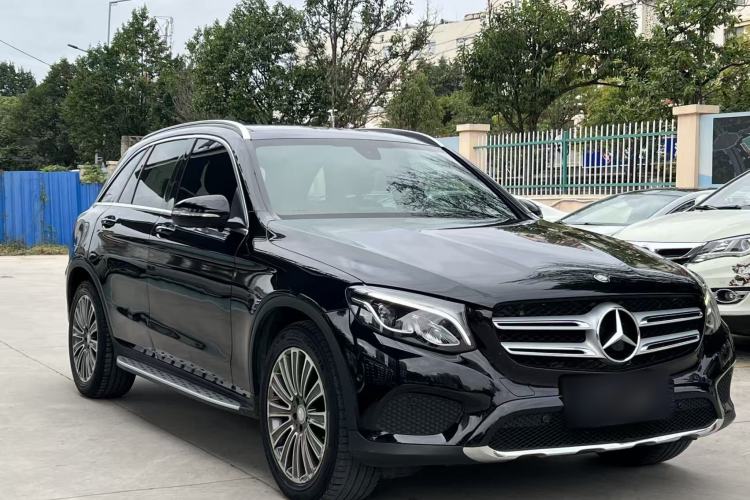 Used Mercedes-Benz GLC 2017 GLC 200 4MATIC Exterior 2