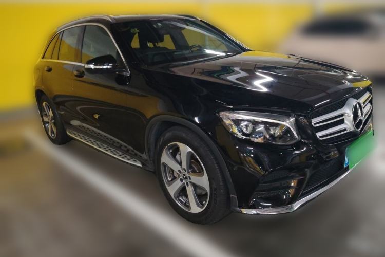 Used Mercedes-Benz GLC 2017 GLC 300 4MATIC Sport Edition Exterior 2