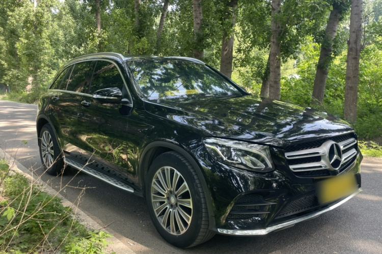 Used Mercedes-Benz GLC 2017 GLC 260 4MATIC Dynamic Edition Exterior 2