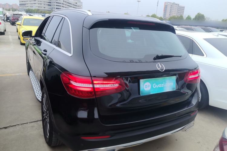 Used Mercedes-Benz GLC 2017 GLC 200 4MATIC Exterior 2