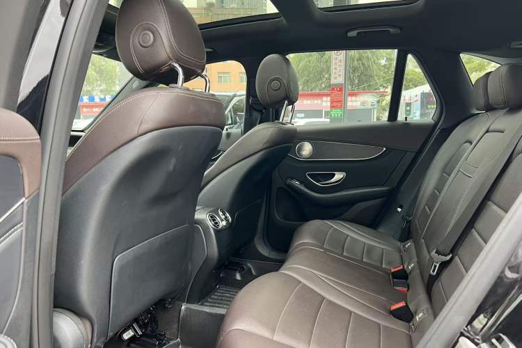 Used Mercedes-Benz GLC 2017 GLC 200 4MATIC Exterior 4