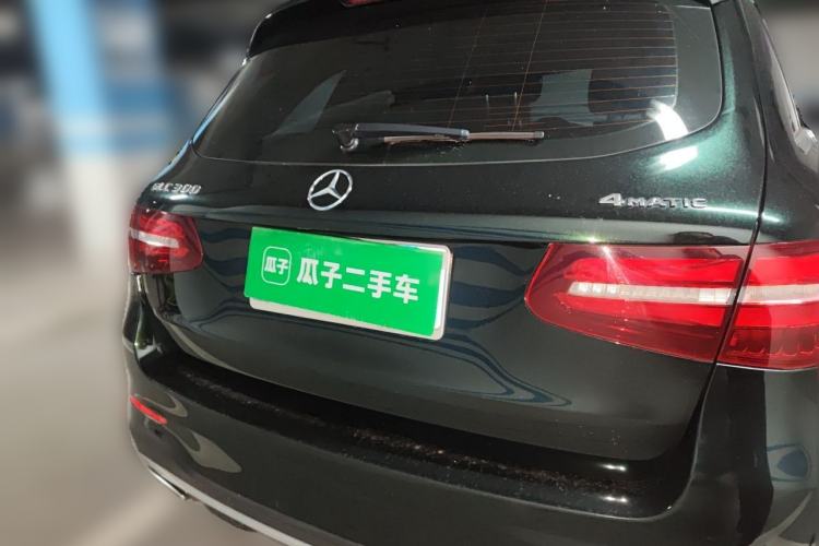 Used Mercedes-Benz GLC 2017 GLC 300 4MATIC Sport Edition Exterior 4