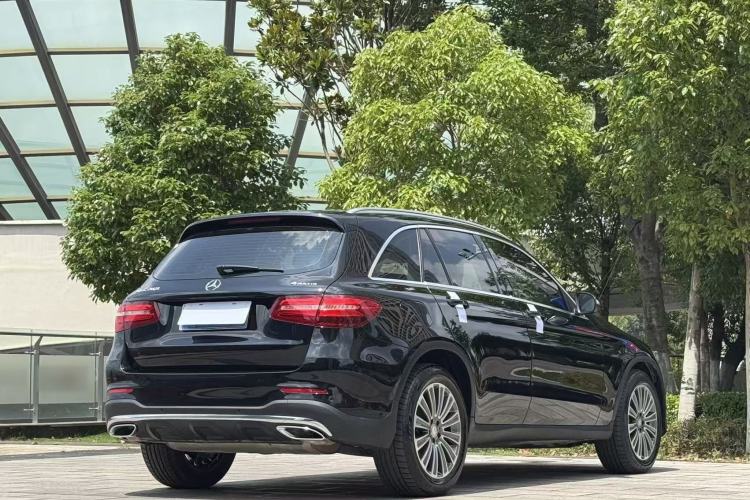 Used Mercedes-Benz GLC 2017 GLC 260 4MATIC Dynamic Edition Exterior 5
