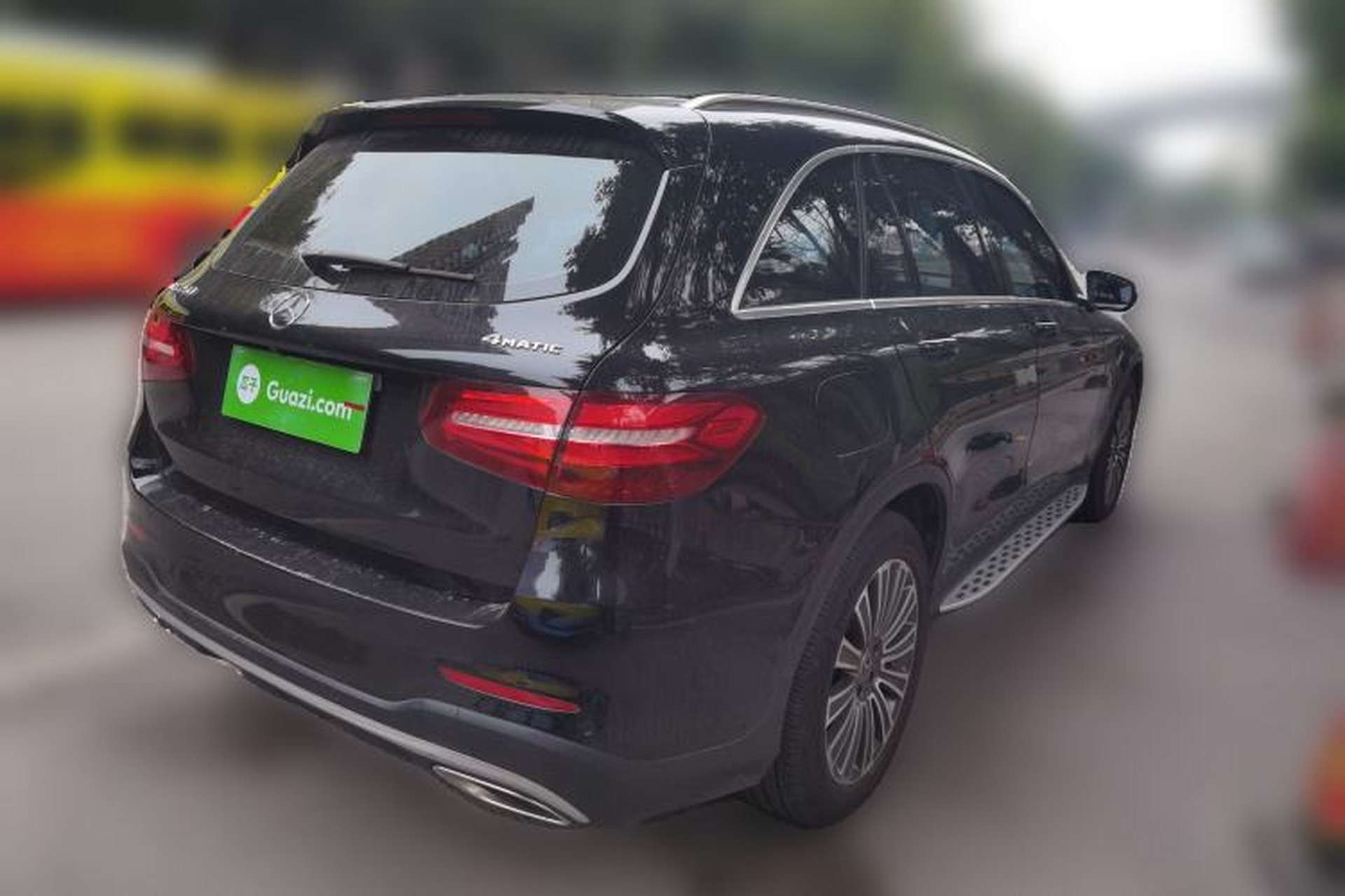 Used Mercedes-Benz GLC 2017 GLC 260 4MATIC Dynamic Edition Exterior 5
