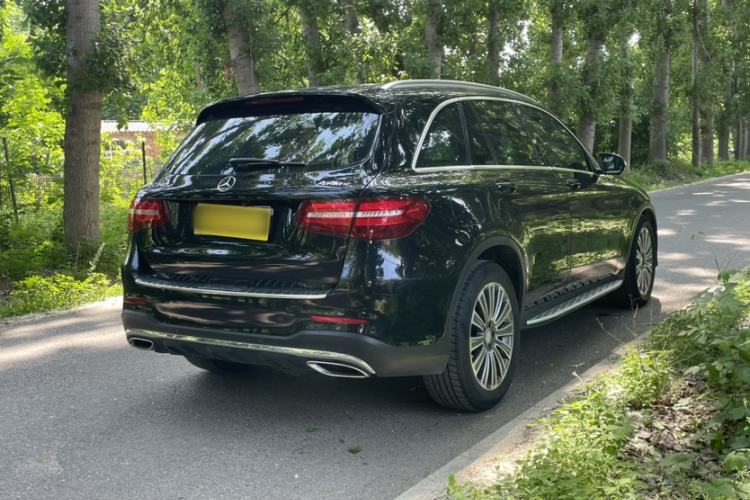 Used Mercedes-Benz GLC 2017 GLC 260 4MATIC Dynamic Edition Exterior 5