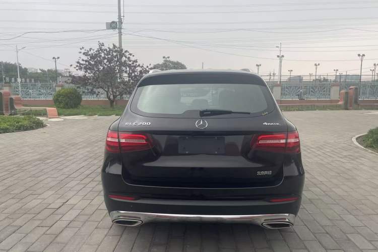 Used Mercedes-Benz GLC 2017 GLC 200 4MATIC Exterior 6