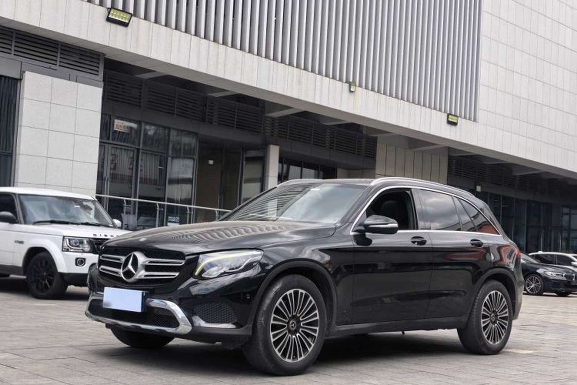 Used Mercedes-Benz GLC 2017 GLC 200 4MATIC Front Left 45 Deg