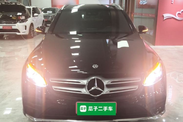 Used Mercedes-Benz GLC 2017 GLC 260 4MATIC Luxury Model Front