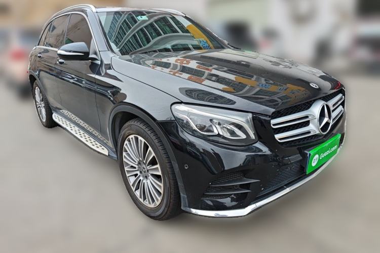 Used Mercedes-Benz GLC 2017 GLC 260 4MATIC Dynamic Edition Front Right 45 Deg