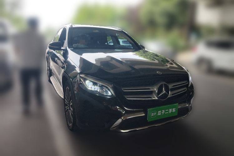 Used Mercedes-Benz GLC 2017 GLC 200 4MATIC Front Right 45 Deg