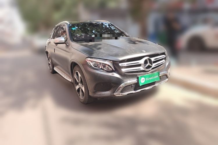 Used Mercedes-Benz GLC 2017 GLC 200 4MATIC Front Right 45 Deg