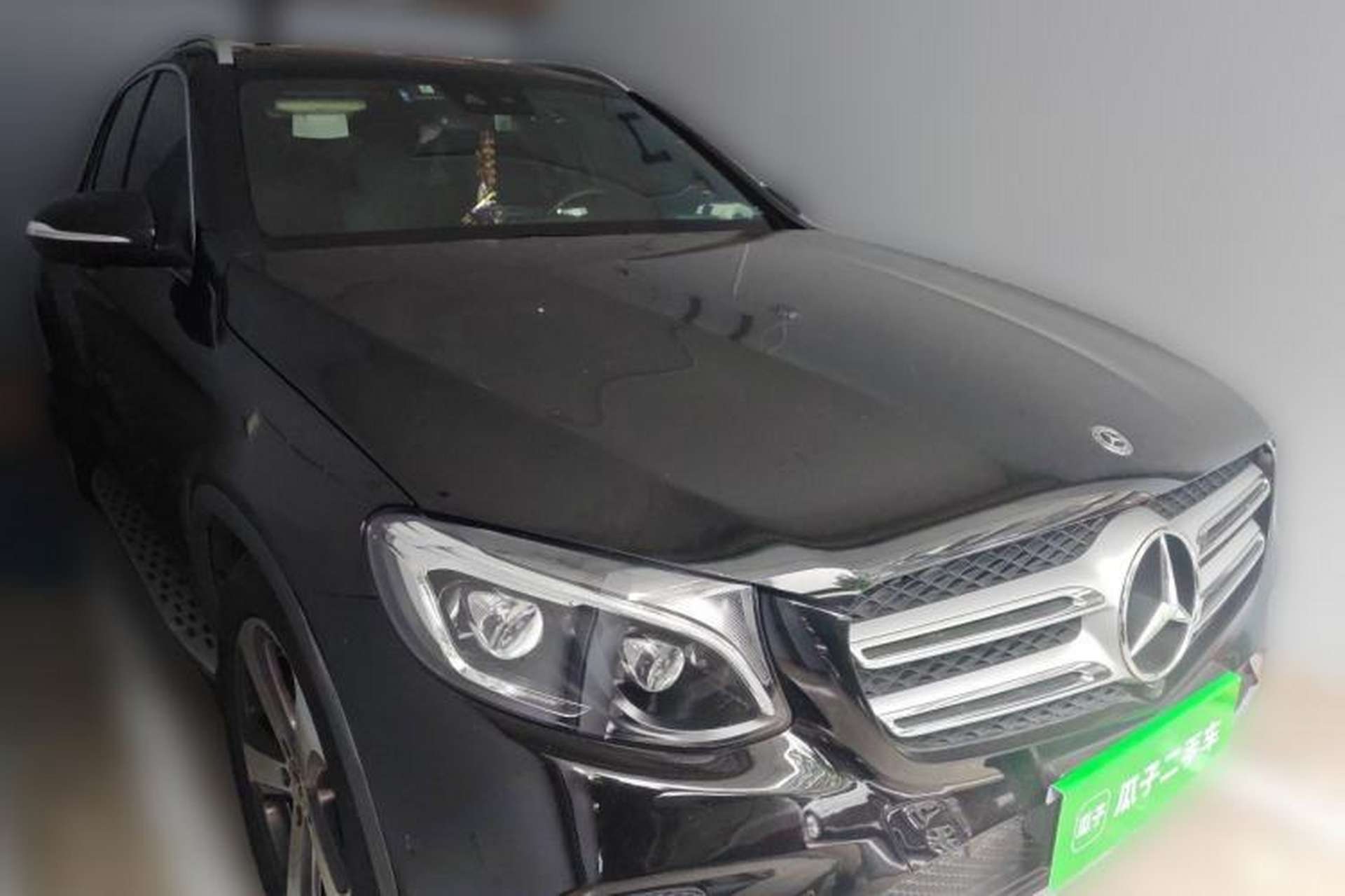 Used Mercedes-Benz GLC 2017 GLC 300 4MATIC Sport Edition Front Right 45 Deg