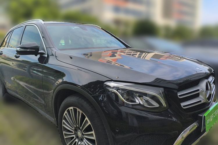 Used Mercedes-Benz GLC 2017 GLC 200 4MATIC Front Right 45 Deg