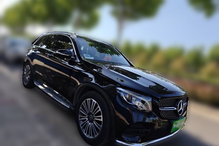 Used Mercedes-Benz GLC 2017 GLC 200 4MATIC Front Right 45 Deg