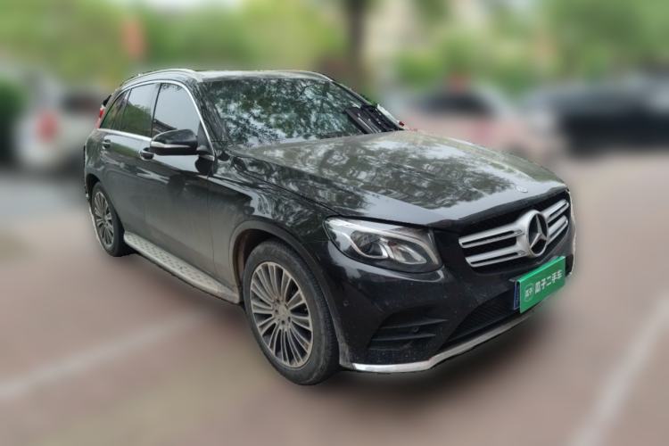 Used Mercedes-Benz GLC 2017 GLC 260 4MATIC Dynamic Edition Front Right 45 Deg