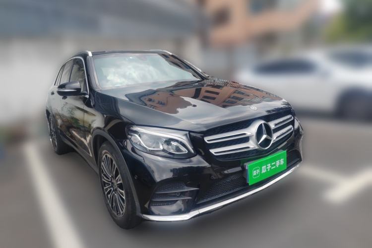 Used Mercedes-Benz GLC 2017 GLC 260 4MATIC Dynamic Edition Front Right 45 Deg