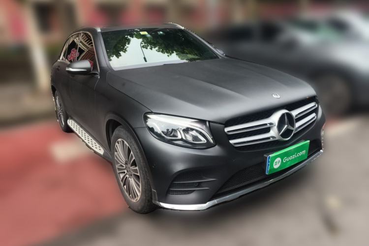 Used Mercedes-Benz GLC 2017 GLC 260 4MATIC Dynamic Edition Front Right 45 Deg