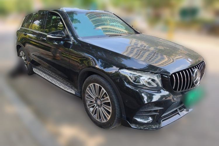 Used Mercedes-Benz GLC 2017 GLC 200 4MATIC Front Right 45 Deg