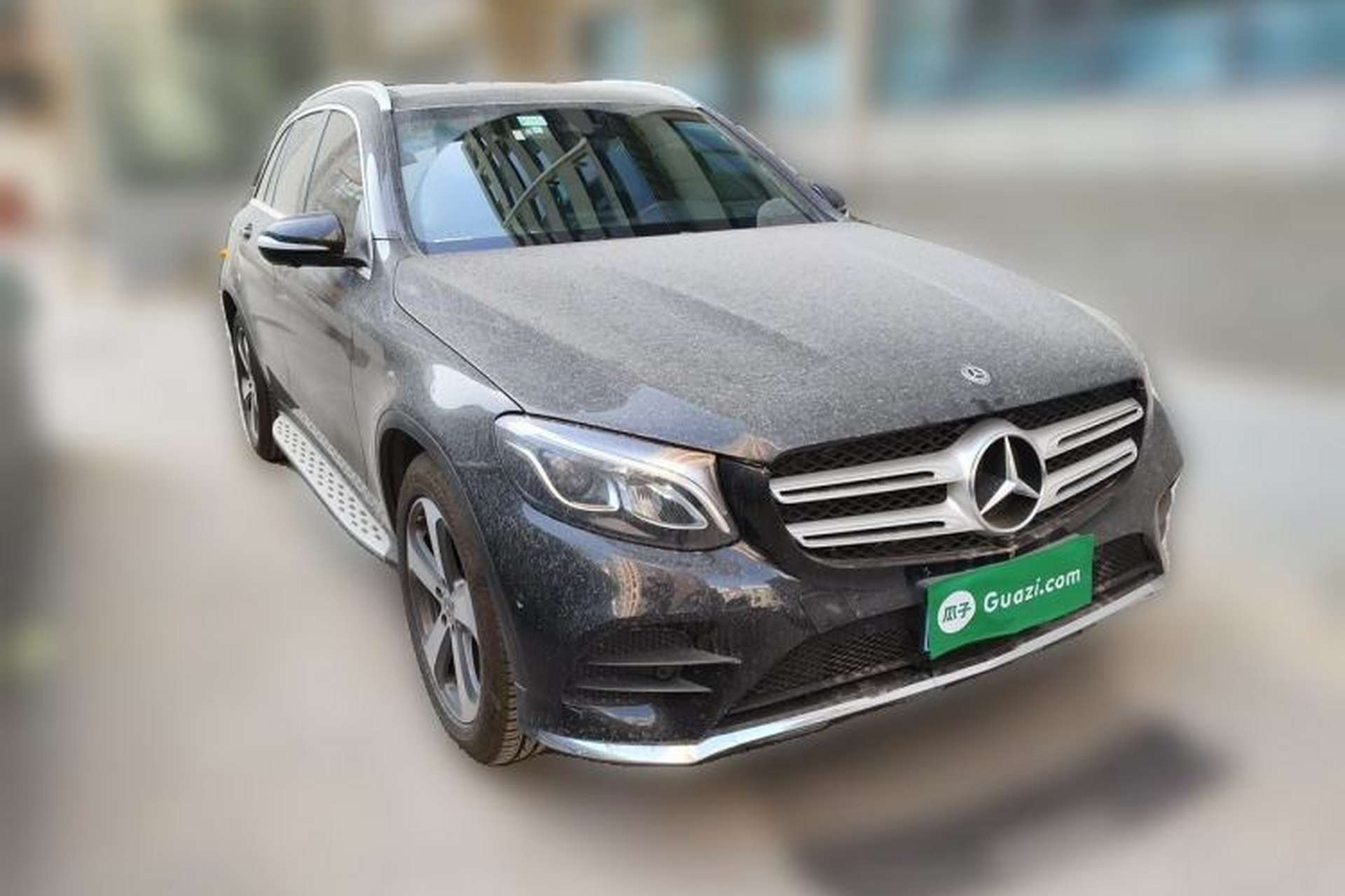 Used Mercedes-Benz GLC 2017 GLC 260 4MATIC Luxury Model Front Right 45 Deg