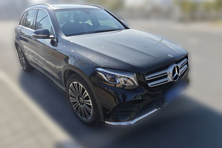 Used Mercedes-Benz GLC 2017 GLC 260 4MATIC Dynamic Edition Front Right 45 Deg