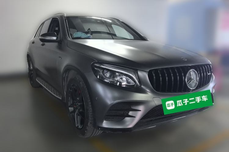 Used Mercedes-Benz GLC 2017 GLC 260 4MATIC Luxury Model Front Right 45 Deg