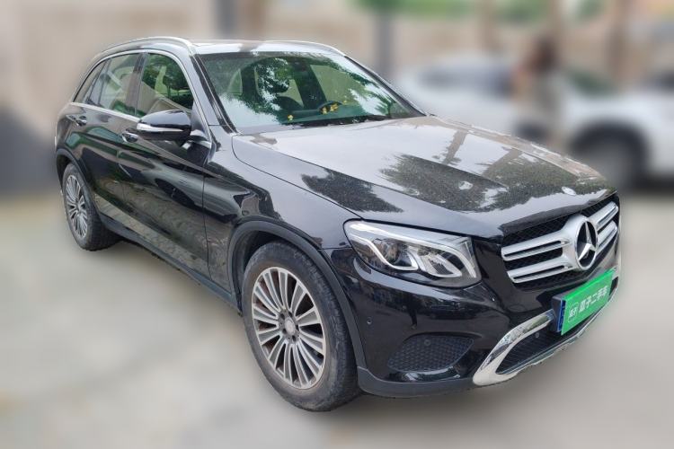 Used Mercedes-Benz GLC 2017 GLC 200 4MATIC Front Right 45 Deg