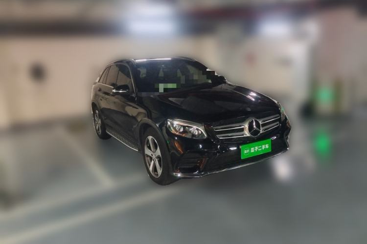 Used Mercedes-Benz GLC 2017 GLC 300 4MATIC Sport Edition Front Right 45 Deg