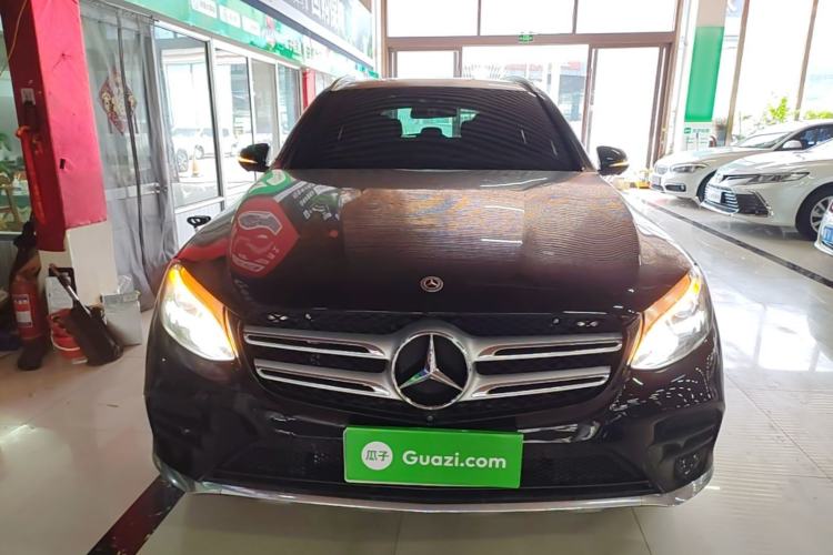 Used Mercedes-Benz GLC 2017 GLC 260 4MATIC Luxury Model Front
