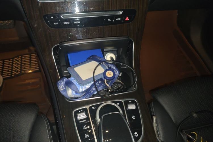 Used Mercedes-Benz GLC 2017 GLC 260 4MATIC Dynamic Edition Gear Lever