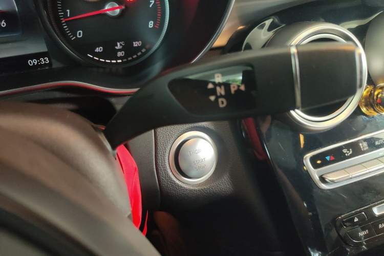 Used Mercedes-Benz GLC 2017 GLC 200 4MATIC Gear Lever