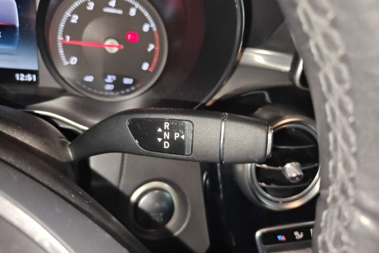 Used Mercedes-Benz GLC 2017 GLC 200 4MATIC Gear Lever