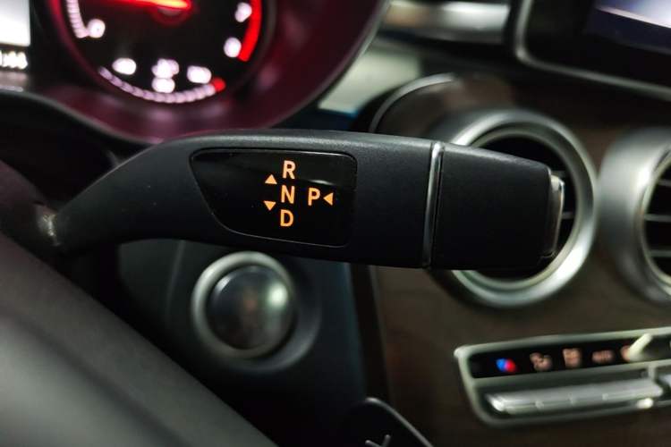 Used Mercedes-Benz GLC 2017 GLC 300 4MATIC Sport Edition Gear Lever