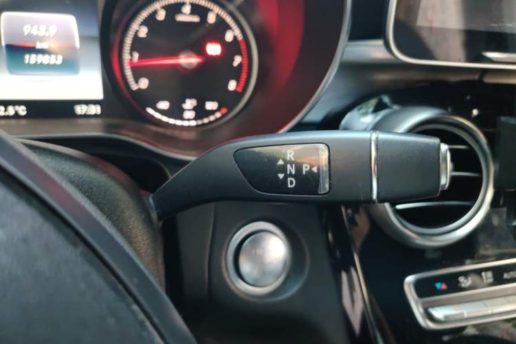 Used Mercedes-Benz GLC 2017 GLC 200 4MATIC Gear Lever
