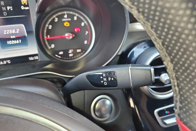 Used Mercedes-Benz GLC 2017 GLC 200 4MATIC Gear Lever