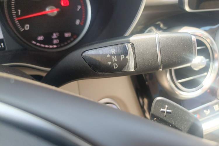 Used Mercedes-Benz GLC 2017 GLC 200 4MATIC Gear Lever