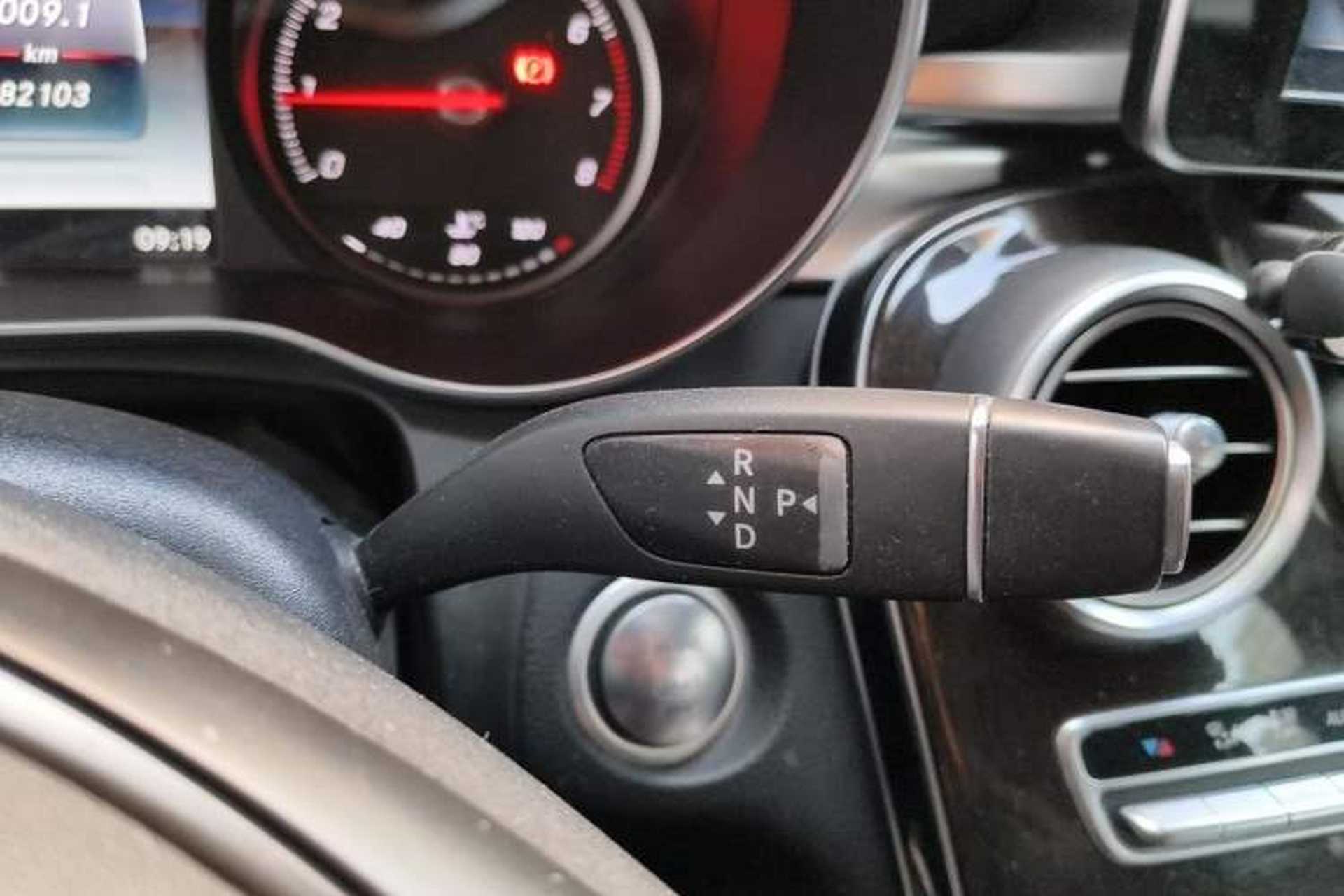 Used Mercedes-Benz GLC 2017 GLC 260 4MATIC Luxury Model Gear Lever