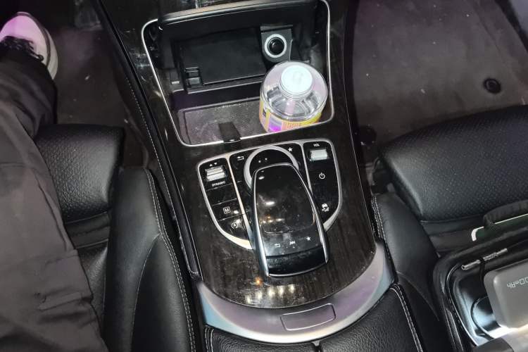 Used Mercedes-Benz GLC 2017 GLC 260 4MATIC Luxury Model Gear Lever