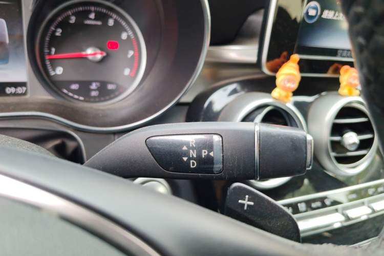 Used Mercedes-Benz GLC 2017 GLC 200 4MATIC Gear Lever